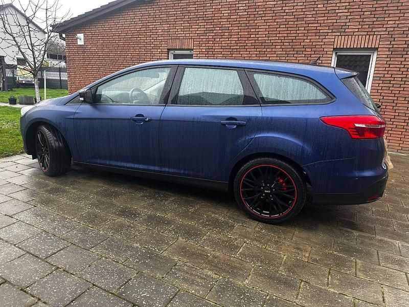 Gebraucht 2016 Ford Focus ST-Line Kombi | 8.499 € (Superpreis) - Bild 1/4