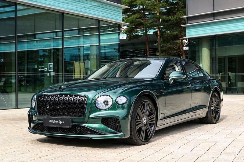 Grün Neu 2025 Bentley Flying Spur Limousine | 314.600 € - Bild 1/4