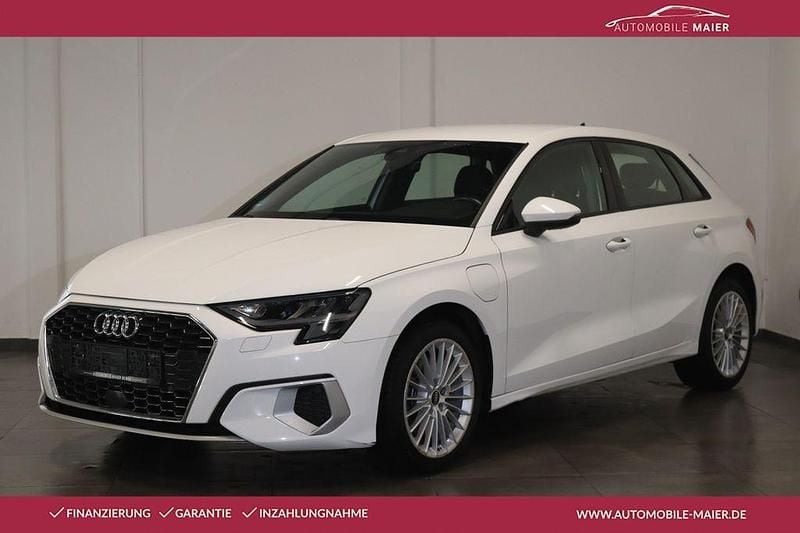Gebraucht Audi A3 Basis 204 PS (150 kW) 2021 Weiß Limousine