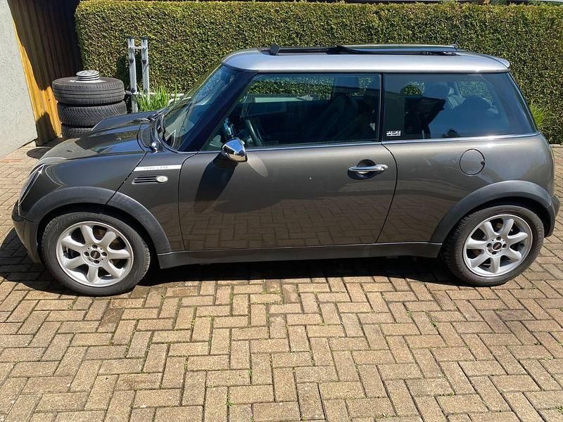 Grau Gebraucht 2006 Mini Cooper Kleinwagen | 4.999 € (Superpreis) - Bild 1/4