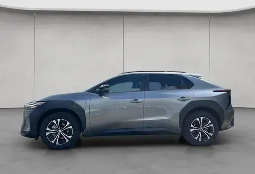 Gebraucht Toyota bZ4X 150 kW (204 PS) 2025 Grau SUV