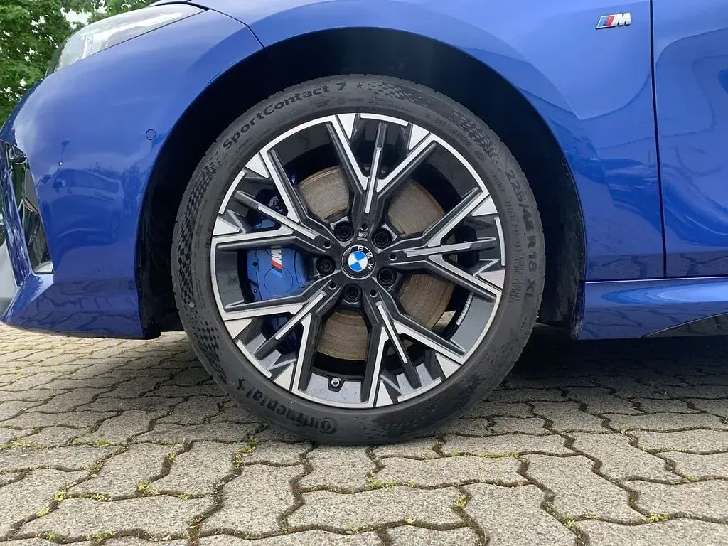 Gebraucht BMW M135 Performance 300 PS (220 kW) 2025 Blau Kleinwagen