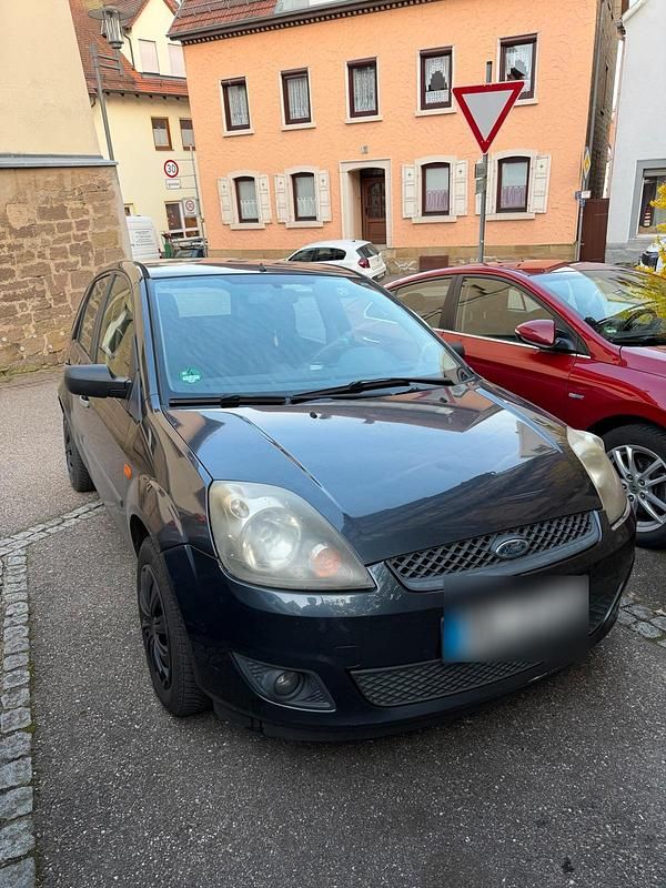 Gebraucht Ford Fiesta 68 PS (50 kW) 2006 Kleinwagen