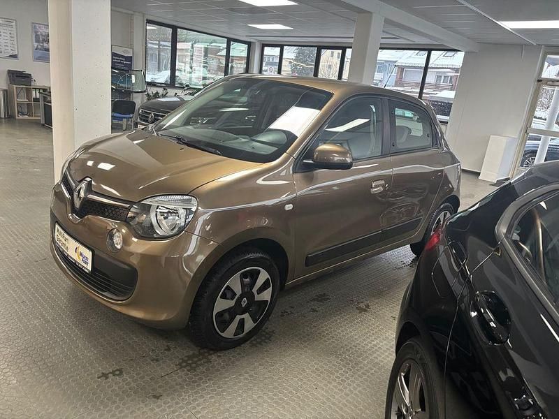 Second-hand Renault Twingo Expression 71 CP (52 kW) 2015 Maro Hatchback