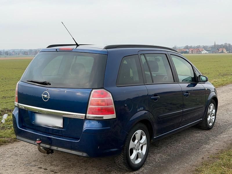 Gebraucht Opel Zafira 150 PS (110 kW) 2008 Blau Van / Kleinbus