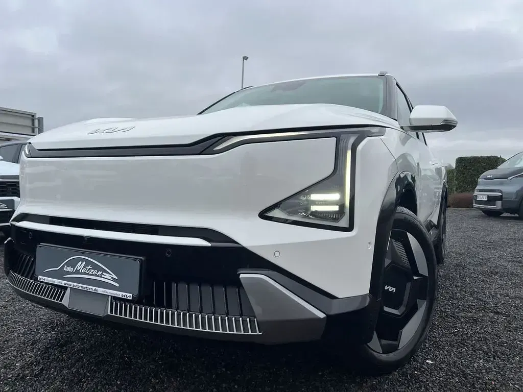 Neu Kia EV5 Earth 160 kW (218 PS) 2026 Weiß SUV