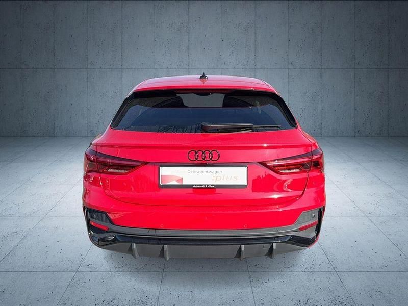 Gebraucht Audi Q3 Sportback S-Line 150 PS (110 kW) 2024 Progressivrot metallic SUV