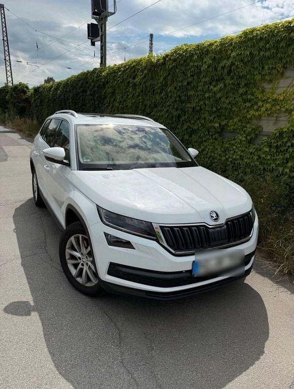 Weiß Gebraucht 2017 Skoda Kodiaq SUV | 19.999 € (Superpreis) - Bild 1/4