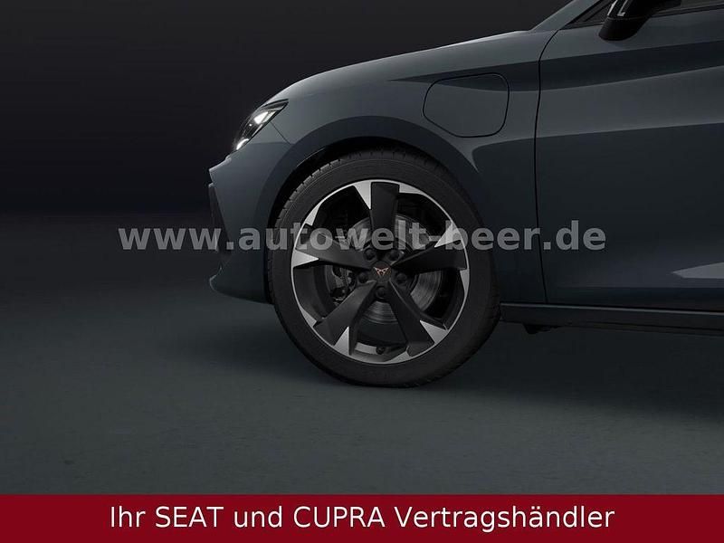 Neu Cupra Leon 204 PS (150 kW) 2026 Blau Limousine