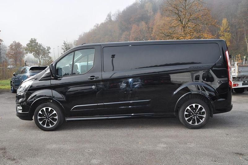 Gebraucht Ford Transit Custom Sport 185 PS (136 kW) 2021 Schwarz Limousine