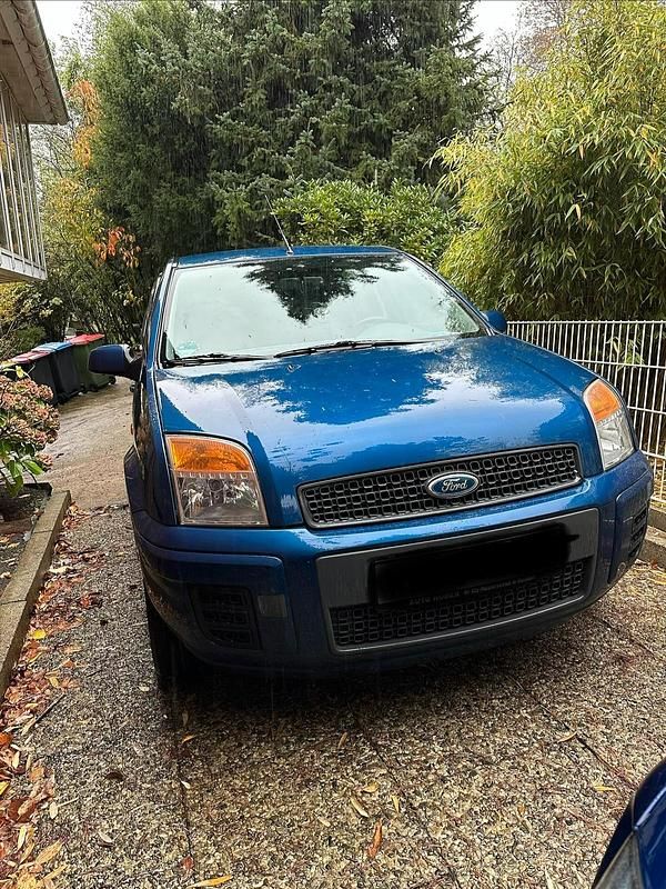 Blau Gebraucht 2009 Ford Fusion Limousine | 3.000 € (Fairer Preis) - Bild 1/4