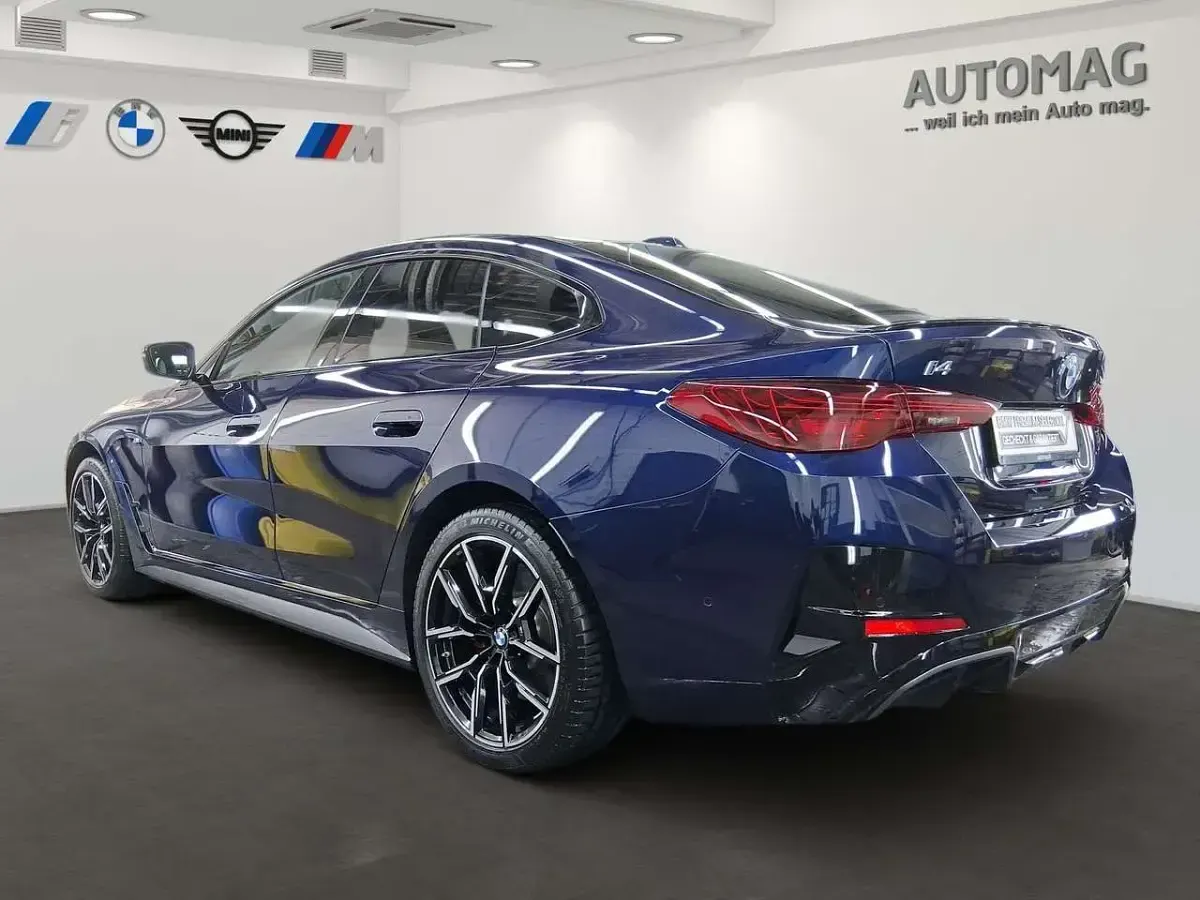 Gebraucht BMW i4 Sport Line 250 kW (340 PS) 2025 Bmw individual tansanitblau Limousine