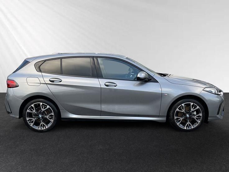 Gebraucht BMW 120 Efficient Dynamics 170 PS (125 kW) 2024 Grau Kleinwagen