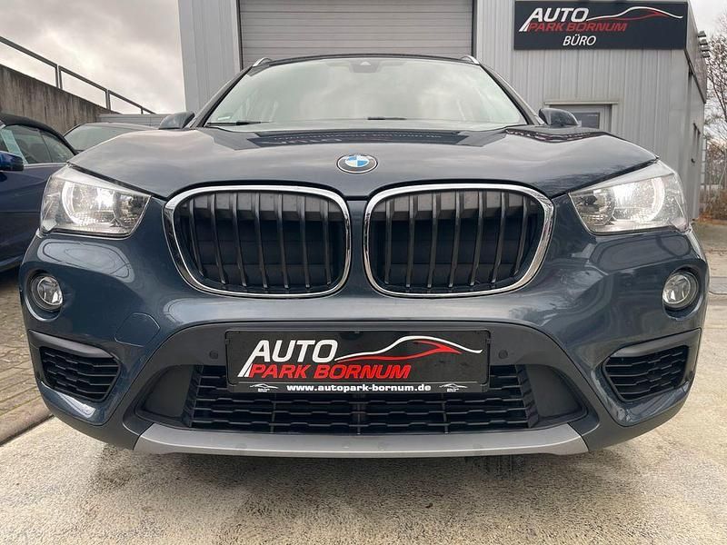 Gebraucht BMW X1 Advantage 140 PS (102 kW) 2018 Grau SUV