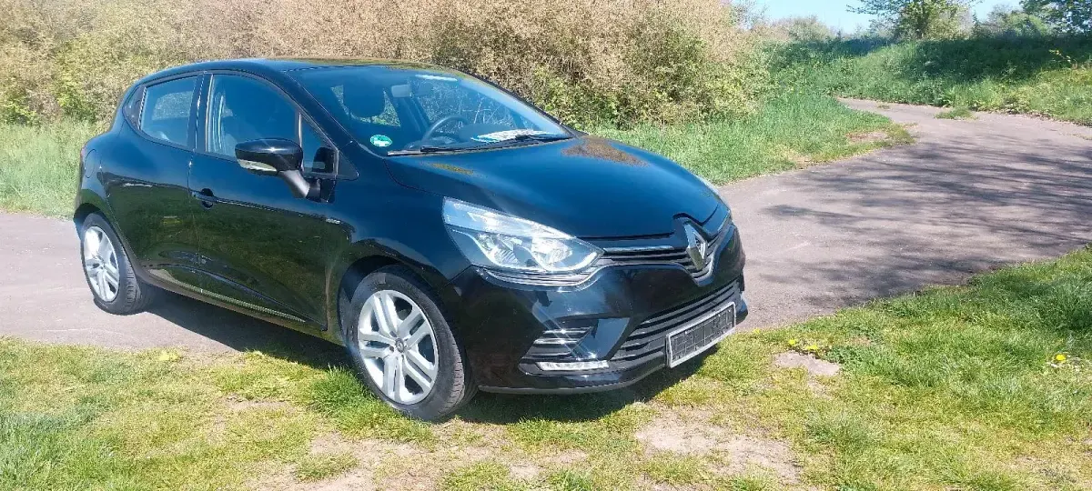 Gebraucht Renault Clio 73 PS (53 kW) 2017 Schwarz Kleinwagen