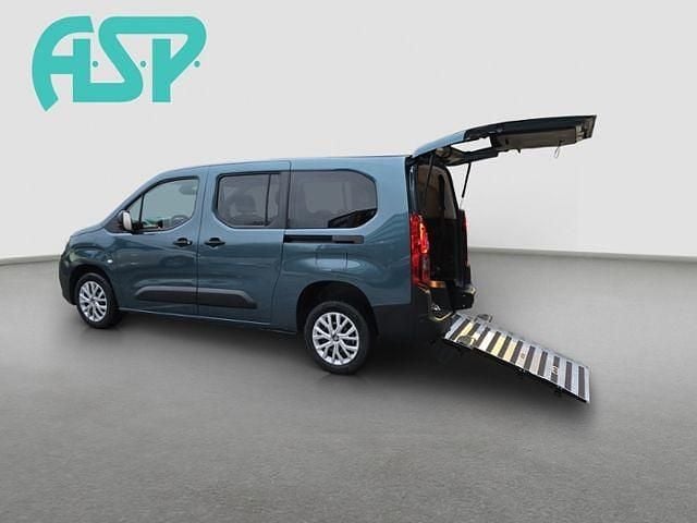 Neu Fiat Doblò 131 PS (96 kW) 2026 Blau Van / Kleinbus