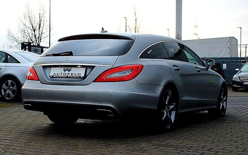 Gebraucht Mercedes CLS350 306 PS (225 kW) 2012 Grau Kombi
