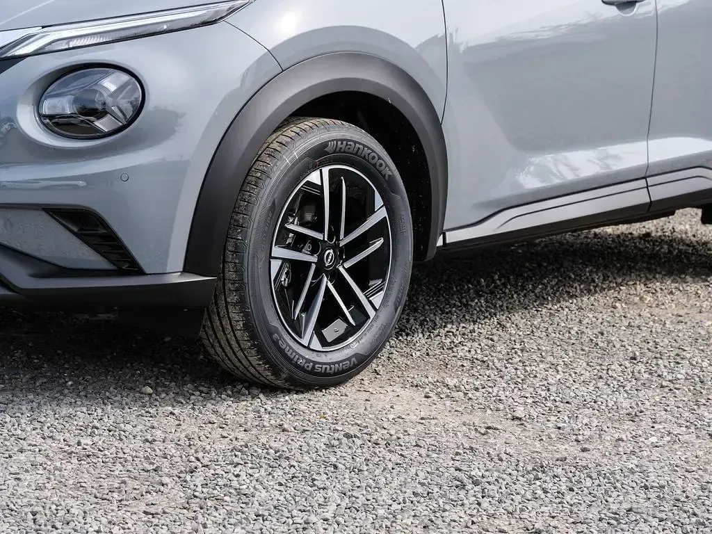 Neu Nissan Juke N-Connecta 114 PS (83 kW) 2026 Grau SUV