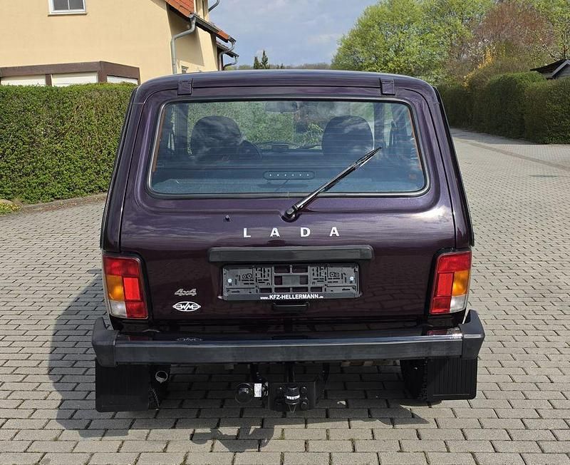 Brugt Lada niva 83 HK (61 kW) 2018 Lilla SUV