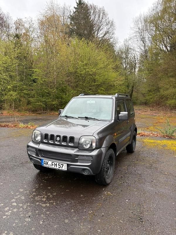 Gebraucht Suzuki Jimny 86 PS (63 kW) 2010 Grau SUV