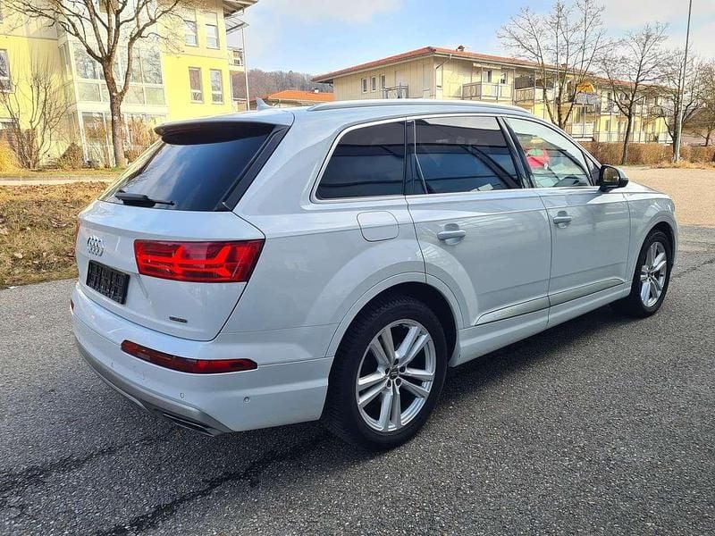 Gebraucht Audi Q7 272 PS (200 kW) 2018 Gletscherweiß metallic SUV