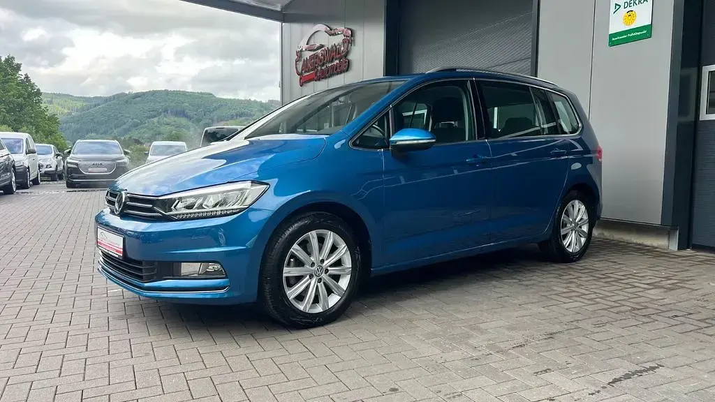 Gebraucht VW Touran Highline 150 PS (110 kW) 2016 Blau Van / Kleinbus