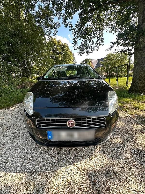 Schwarz Gebraucht 2008 Fiat Punto Kleinwagen | 2.299 € (Fairer Preis) - Bild 1/4