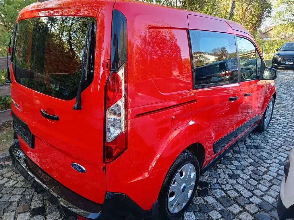 Gebraucht Ford Transit Connect 99 PS (72 kW) 2022 Rot Van / Kleinbus
