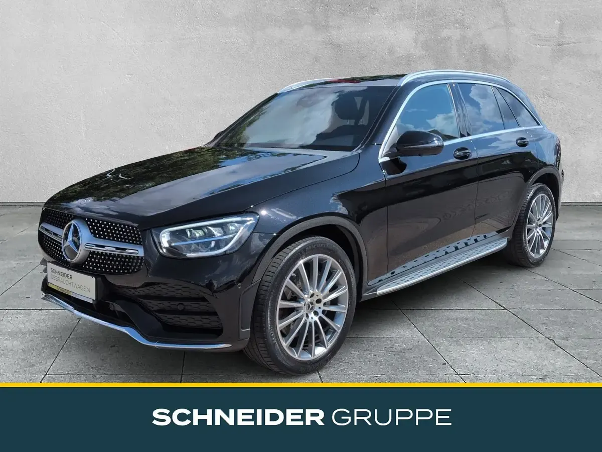 Gebraucht Mercedes GLC300 AMG line 245 PS (180 kW) 2020 SUV