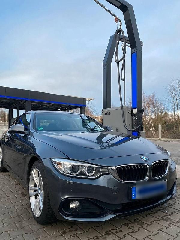 Grau Gebraucht 2015 BMW 420 Sport Line Coupé | 17.000 € (Guter Preis) - Bild 1/4
