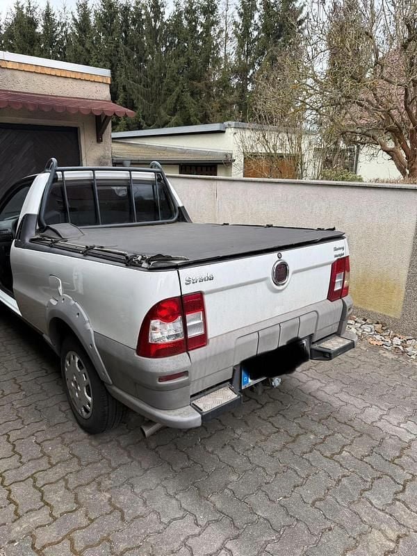 Gebraucht Fiat Strada 95 PS (69 kW) 2012 Weiß