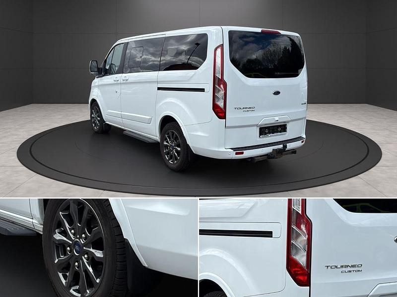 Gebraucht Ford Tourneo Titanium X 185 PS (136 kW) 2020 Weiß Van / Kleinbus