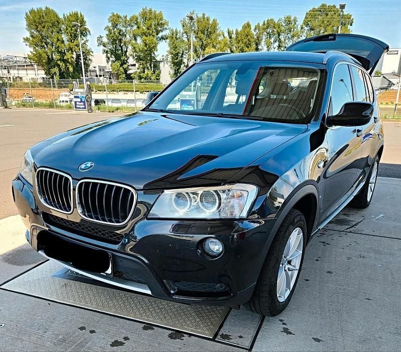 Schwarz Gebraucht 2014 BMW X3 Sport Line SUV | 12.800 € (Fairer Preis) - Bild 1/4