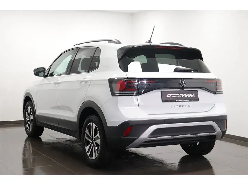 Gebraucht VW T-Cross 95 PS (69 kW) 2026 Weiß SUV