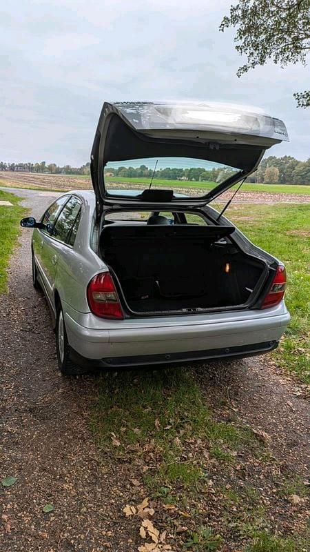 Silber Gebraucht 2004 Citroën C5 Limousine | 1.500 € (Guter Preis) - Bild 1/4