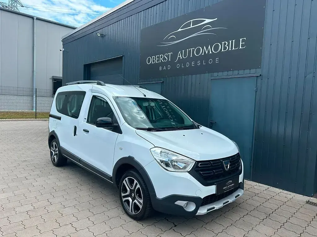 Gebraucht Dacia Dokker Stepway 116 PS (85 kW) 2018 Weiß Van / Kleinbus