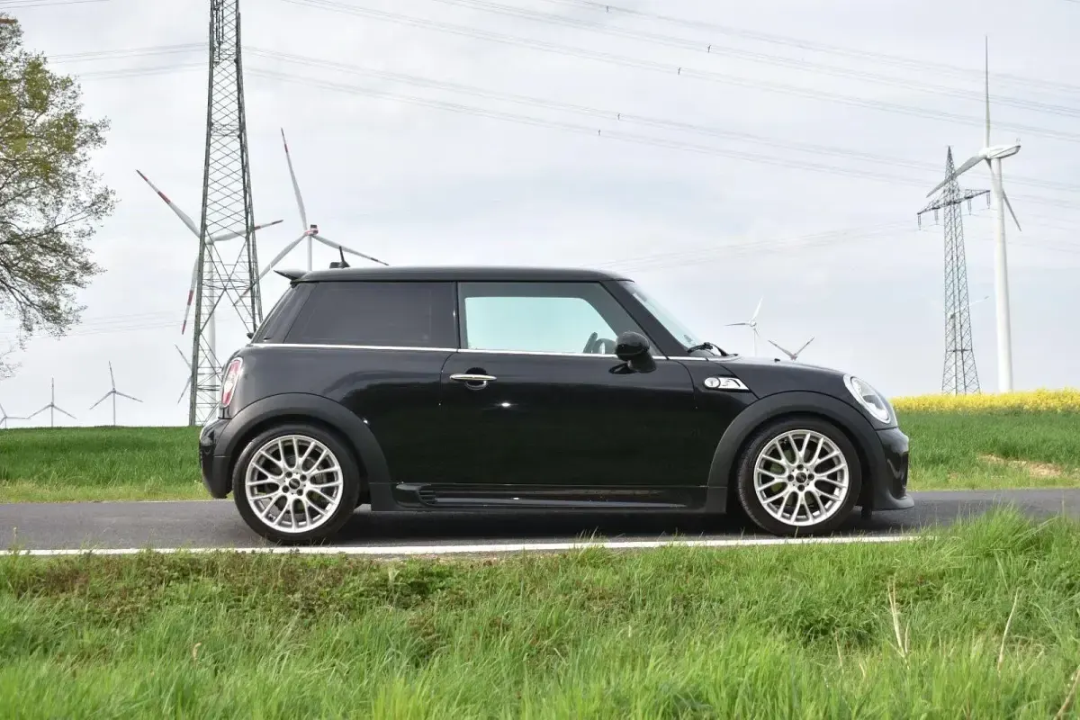 Gebraucht Mini Cooper S 184 PS (135 kW) 2012 Schwarz Kleinwagen