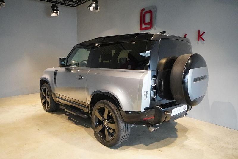 Gebraucht Land Rover Defender 525 PS (386 kW) 2023 Ultimate black SUV