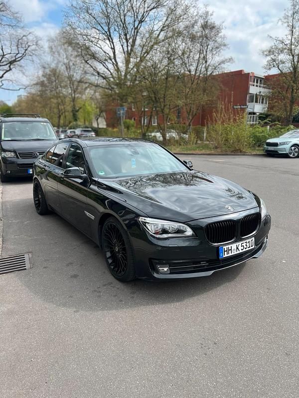 Gebraucht BMW 730 258 PS (189 kW) 2013 Schwarz Limousine