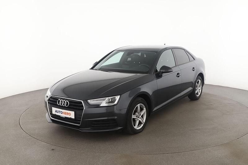 Grau Gebraucht 2019 Audi A4 Limousine | 19.800 € (Guter Preis) - Bild 1/3