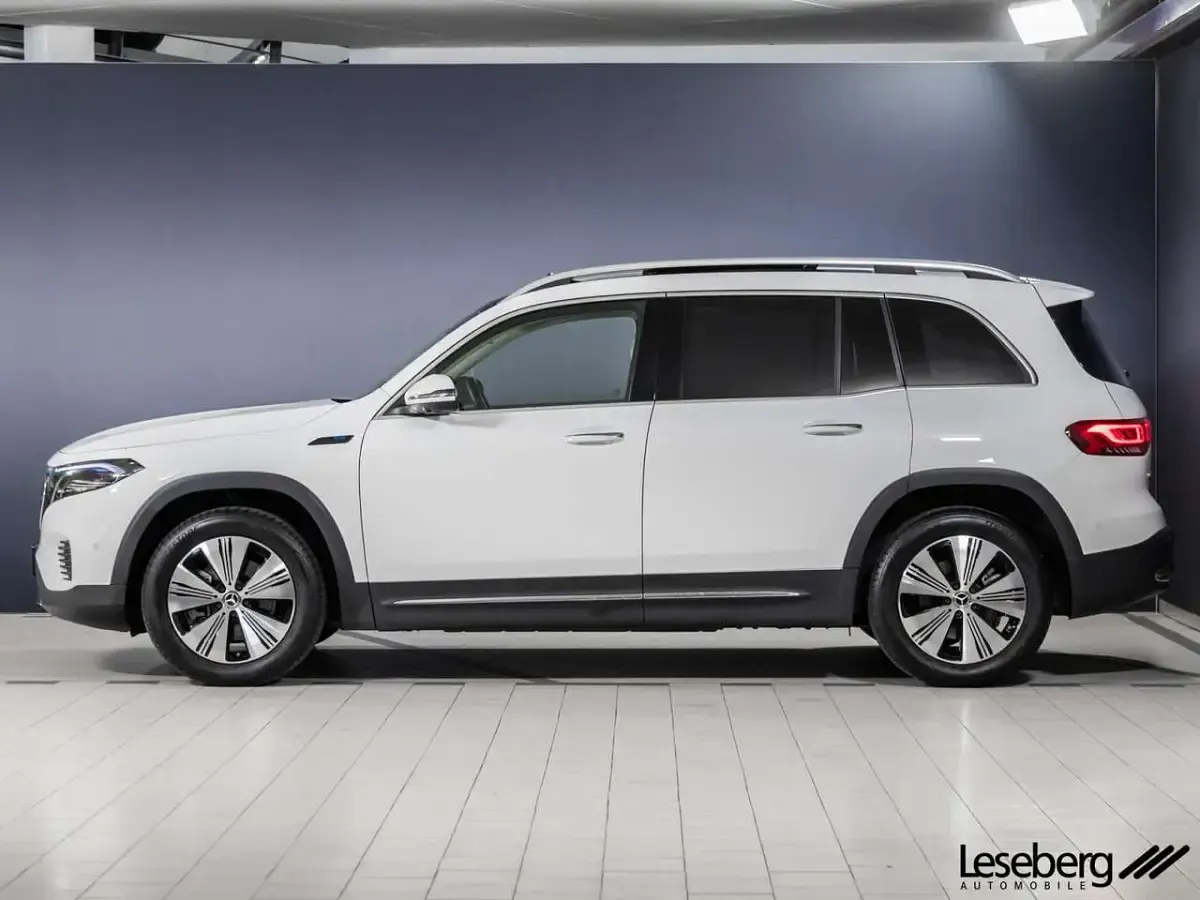 Gebraucht Mercedes EQB250 Progressive 139 kW (190 PS) 2022 Weiß SUV