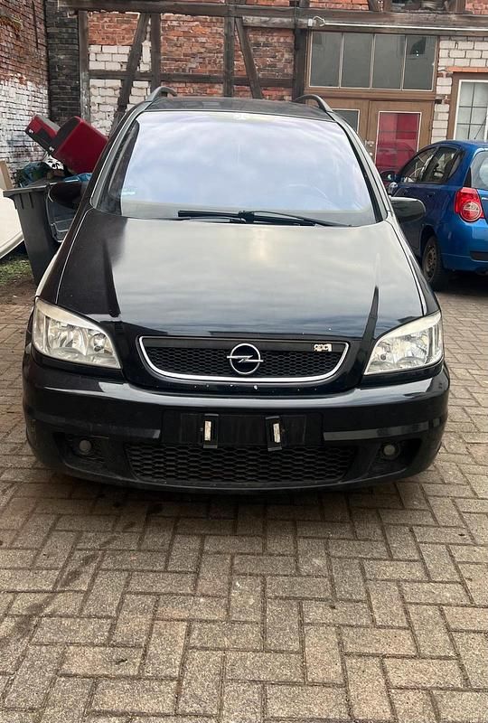 Schwarz Gebraucht 2005 Opel Zafira OPC Van / Kleinbus | 1.700 € - Bild 1/4