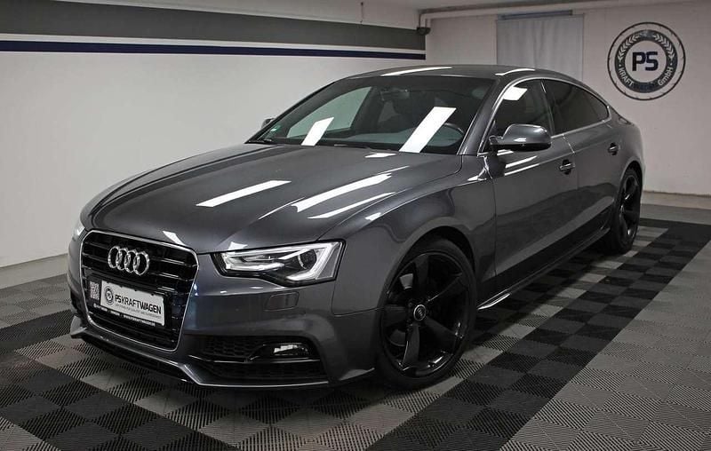 Grau Gebraucht 2016 Audi A5 Sportback S-Line Kleinwagen | 15.999 € (Guter Preis) - Bild 1/3