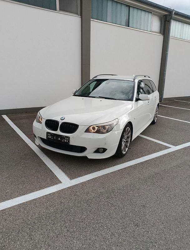 Weiß Gebraucht 2007 BMW 530 M Sport Kombi | 4.650 € (Superpreis) - Bild 1/4