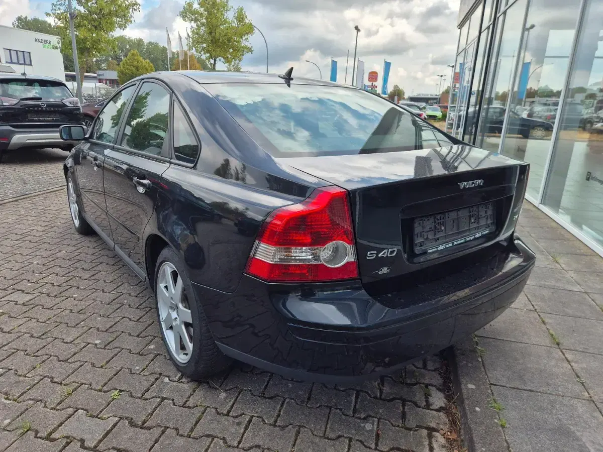 Gebraucht Volvo S40 140 PS (102 kW) 2004 Schwarz Limousine