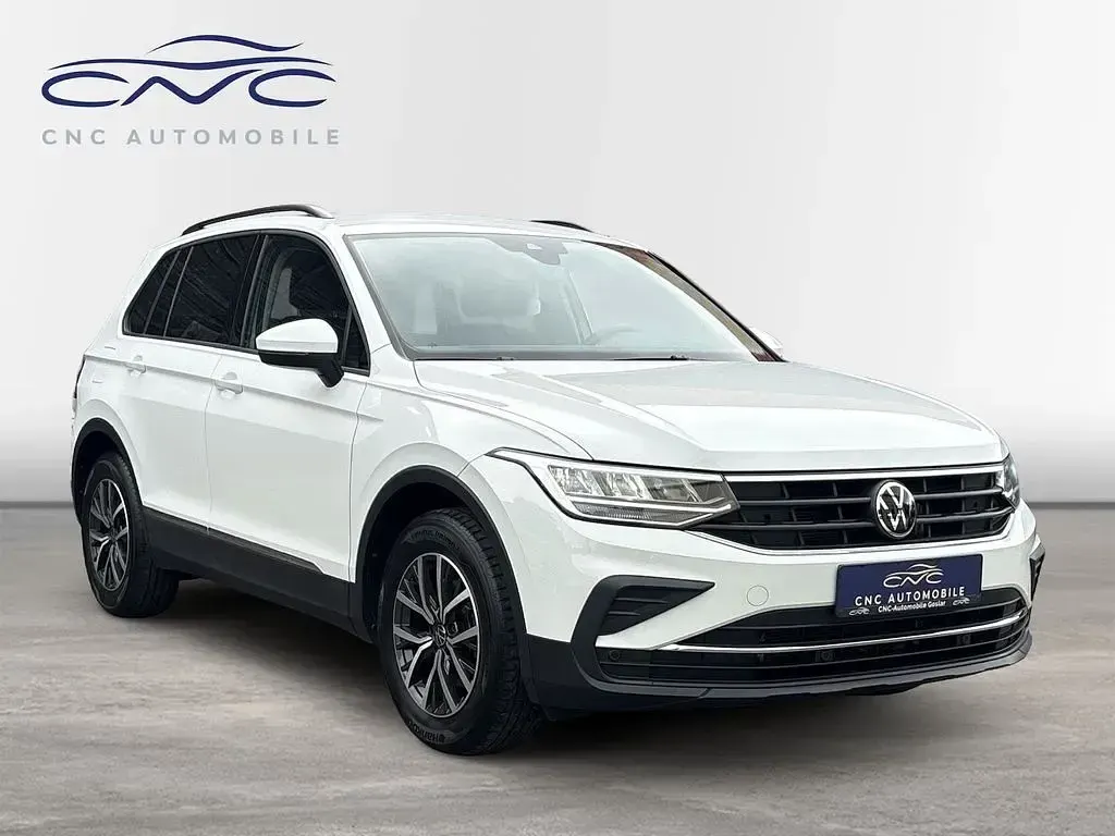 Gebraucht VW Tiguan Life 150 PS (110 kW) 2023 Weiß SUV