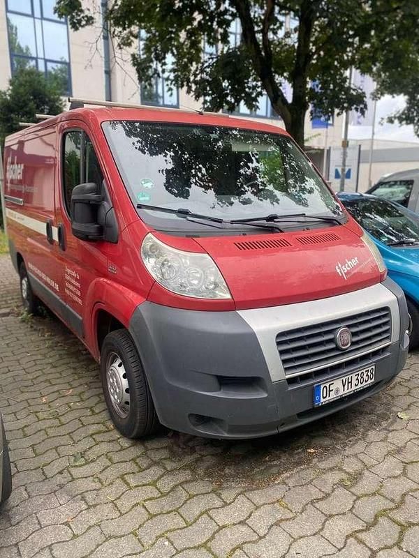 Colore esterno (rosso tiziano Gebraucht 2011 Fiat Ducato Van | 1.990 € - Bild 1/4