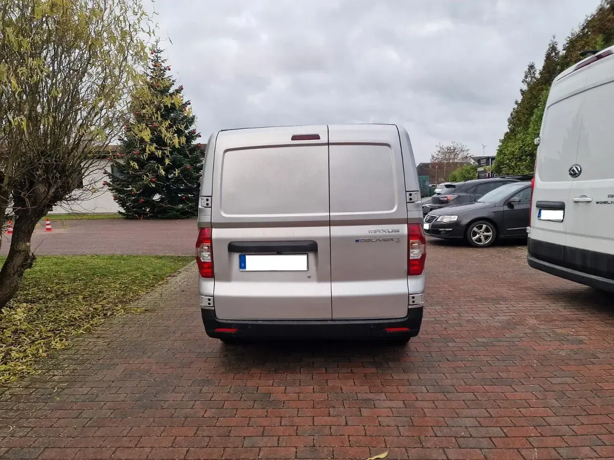 Brugt Maxus eDeliver 3 117 kW (160 HK) 2024 Van