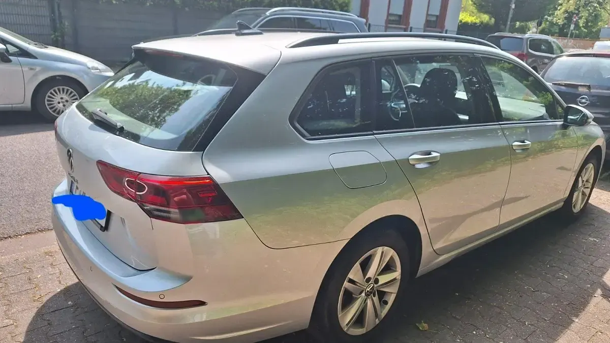 Gebraucht VW Golf VIII Active 110 PS (80 kW) 2022 Grau Kombi