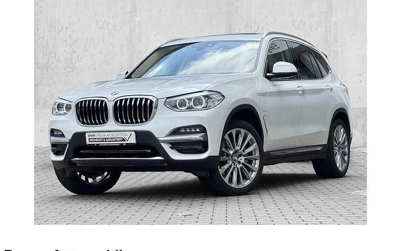 Weiß Gebraucht 2021 BMW X3 Luxury Line SUV | 32.980 € (Fairer Preis) - Bild 1/4